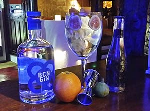 Gintonic premium. BCN gin y tónica Original Classic